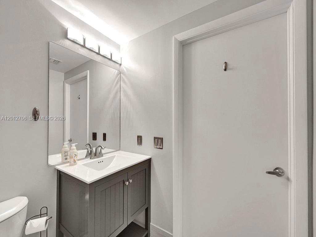 2475 Brickell Ave #804 Miami, FL 33129