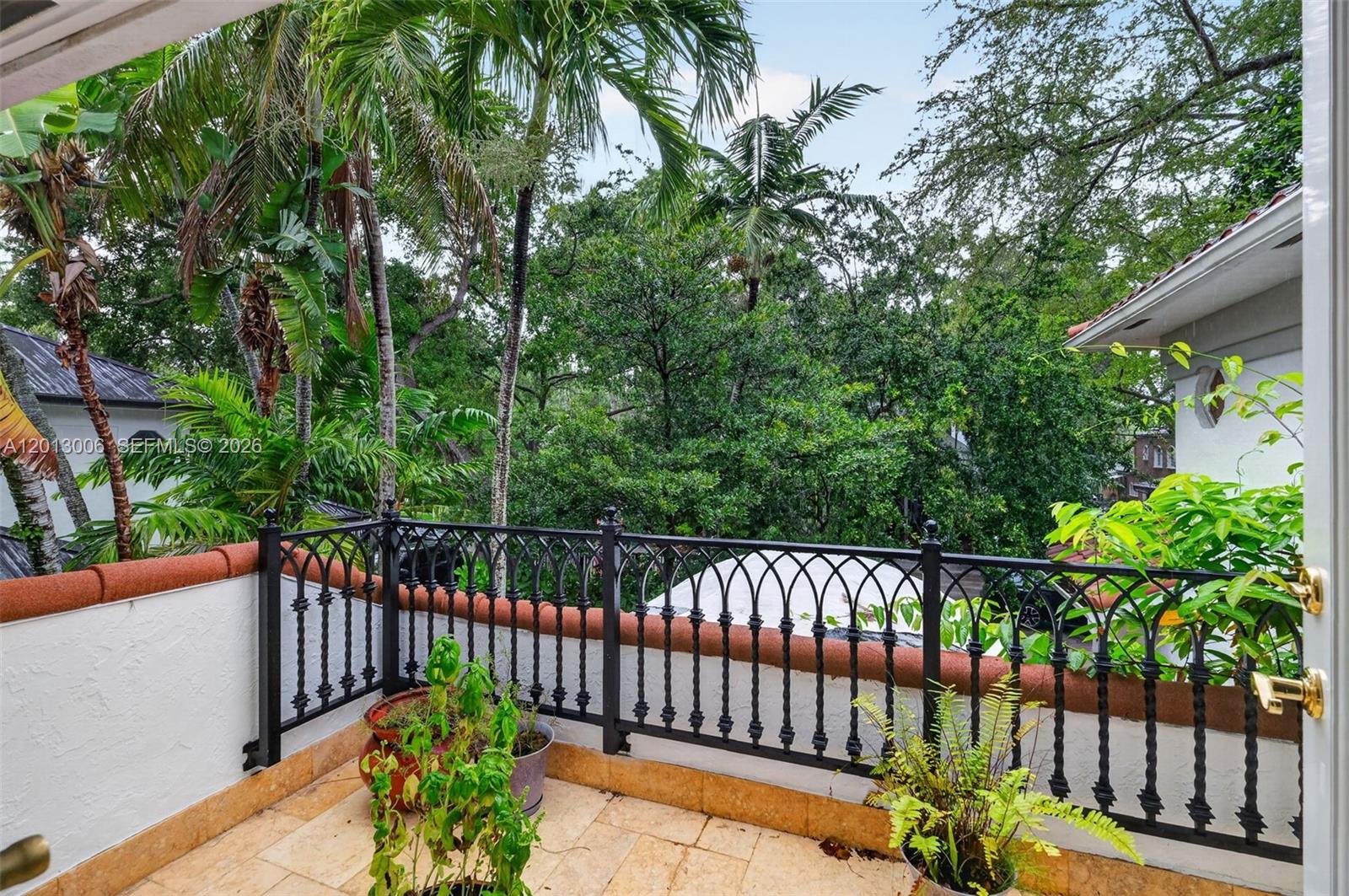 1818 Espanola Dr Miami, FL 33133