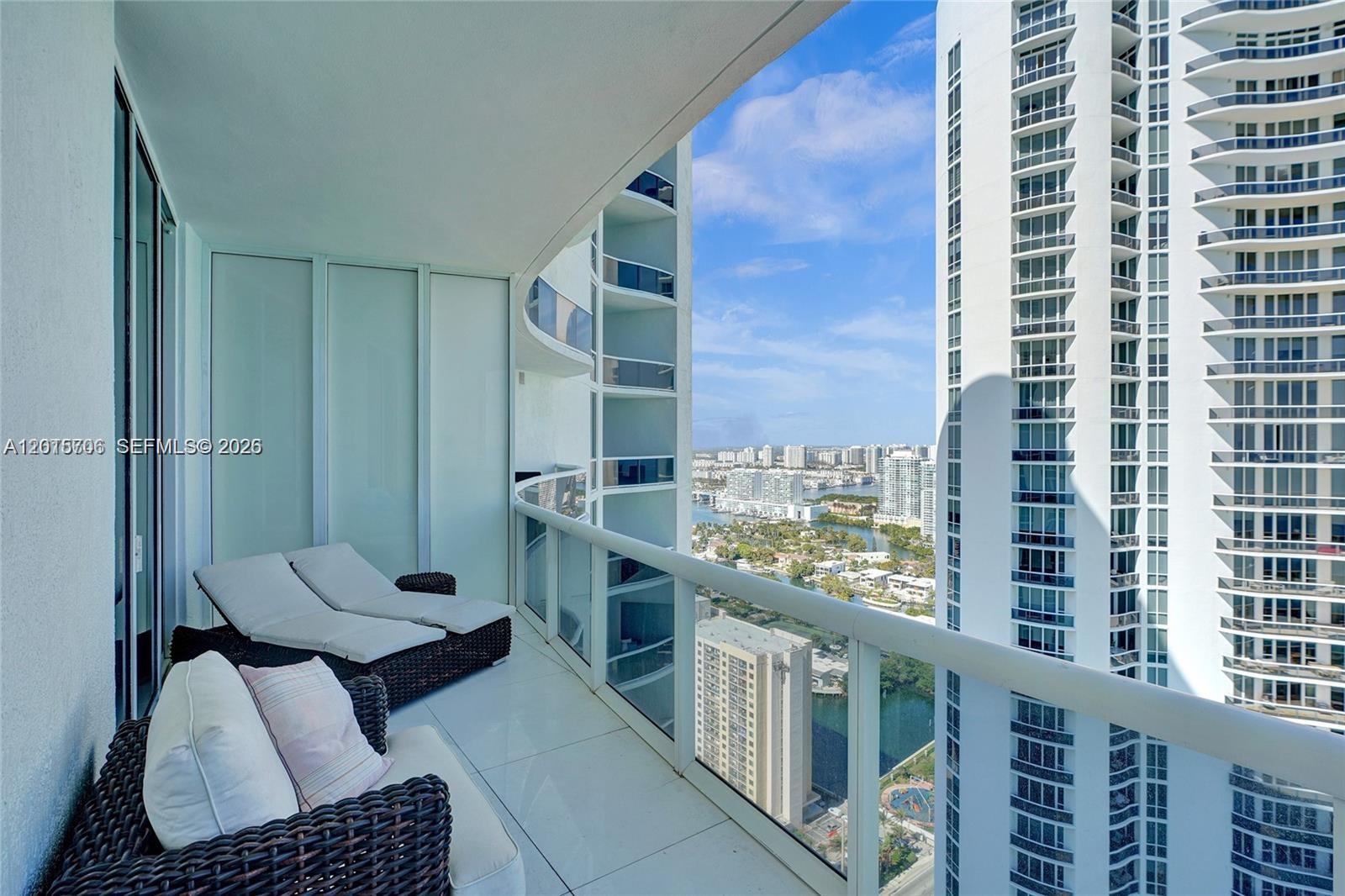 15811 Collins Ave #3302 Sunny Isles Beach, FL 33160