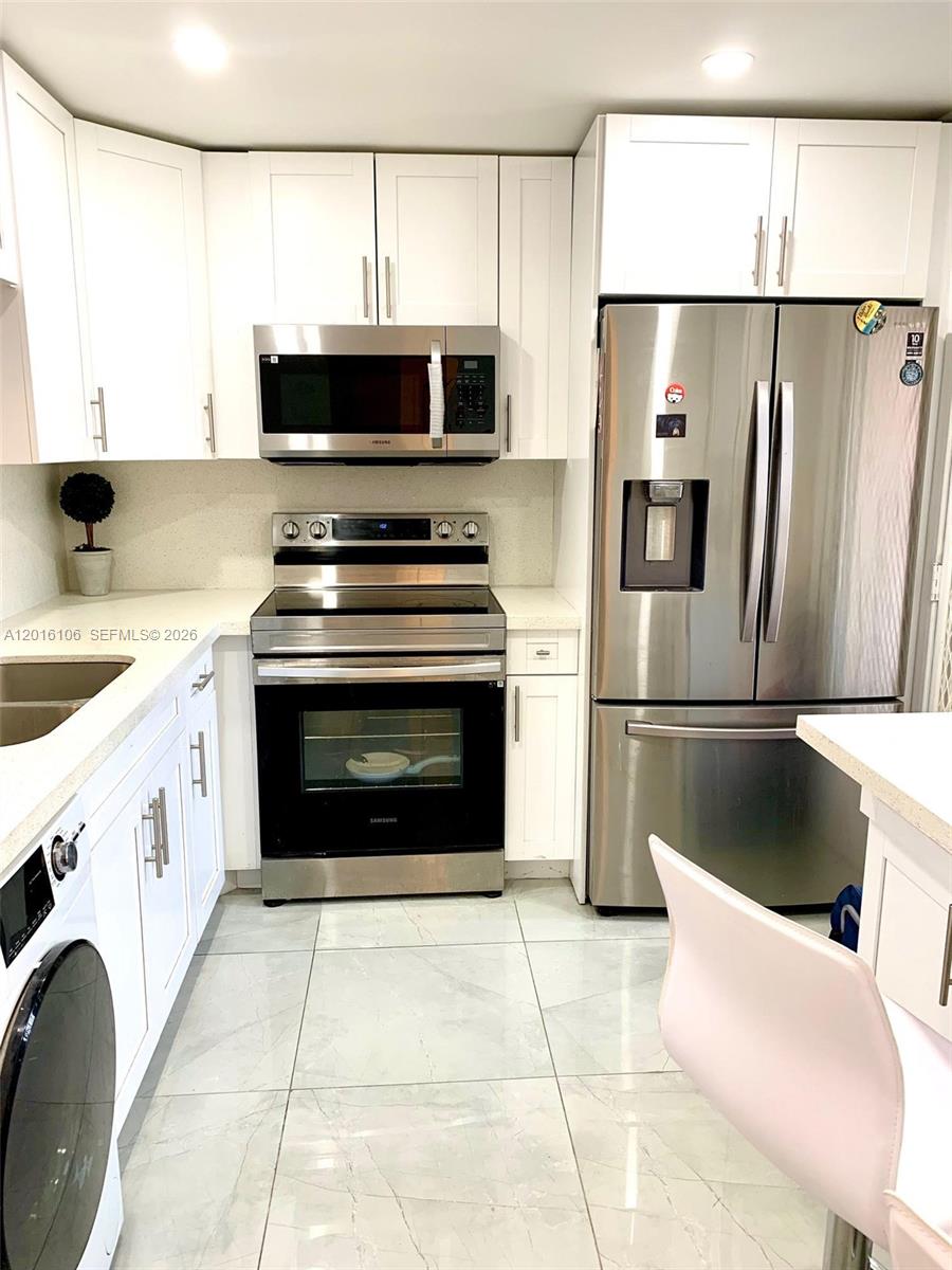 501 NE 14th Ave #601 Hallandale Beach, FL 33009
