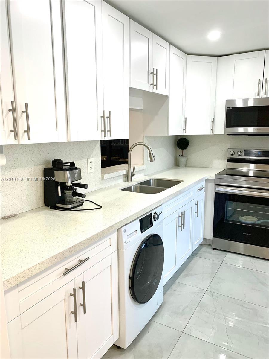 501 NE 14th Ave #601 Hallandale Beach, FL 33009