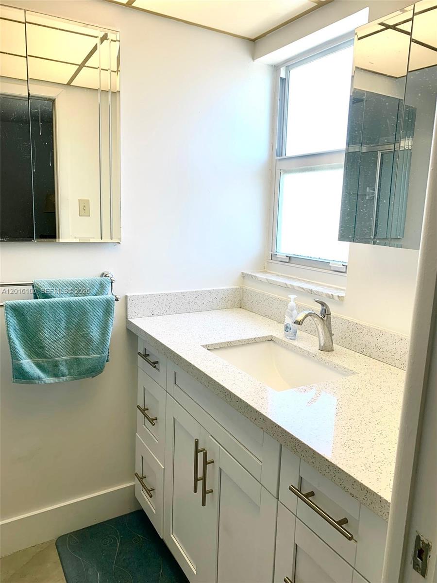 501 NE 14th Ave #601 Hallandale Beach, FL 33009