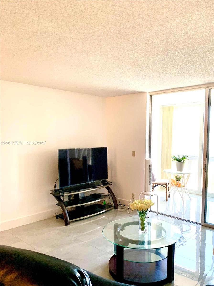 501 NE 14th Ave #601 Hallandale Beach, FL 33009