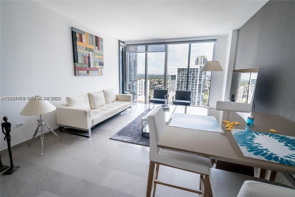 68 SE 6th St #2510 Miami, FL 33131