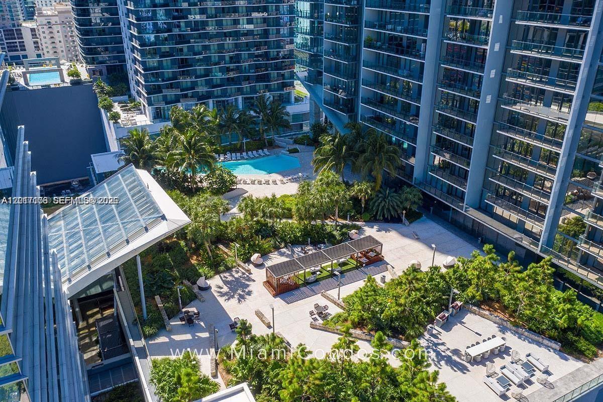68 SE 6th St #2510 Miami, FL 33131