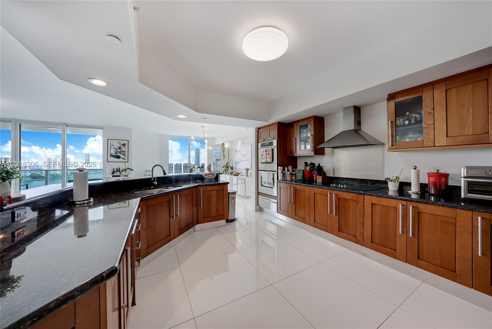 3301 NE 183rd St #2007 Aventura, FL 33160