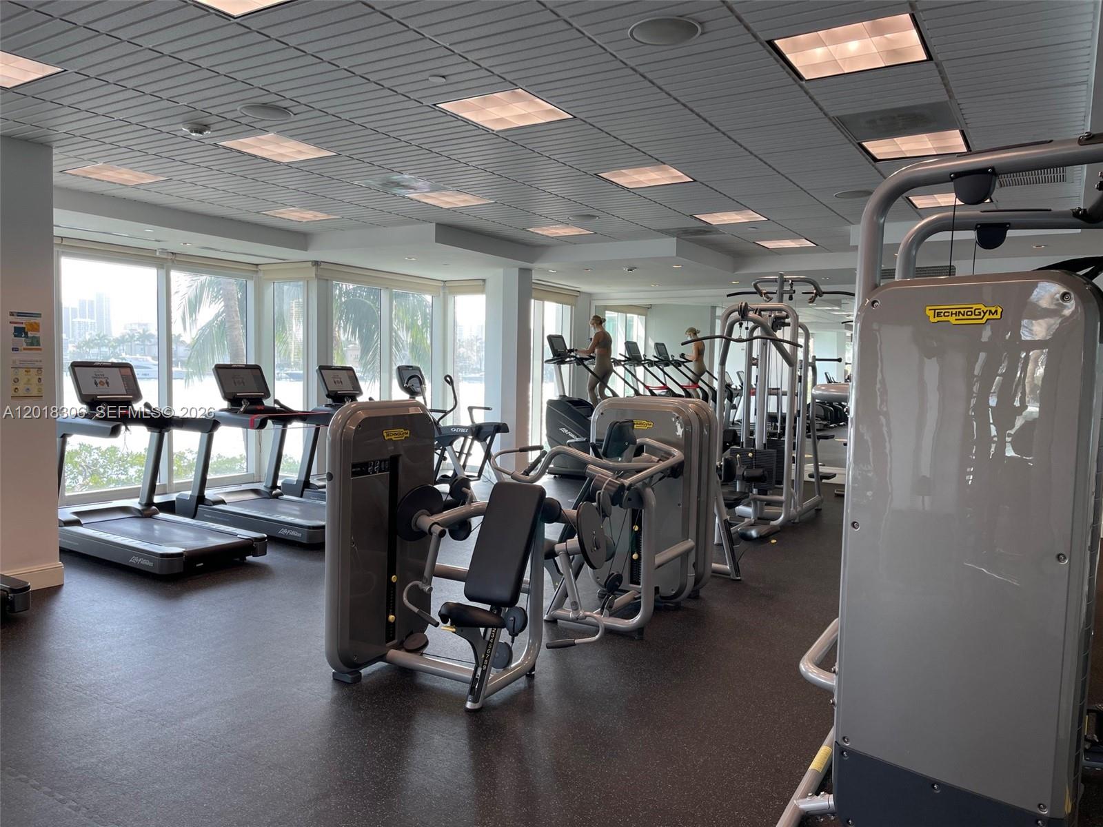 3301 NE 183rd St #2007 Aventura, FL 33160