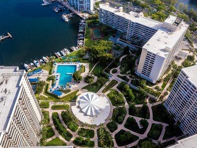 600 Three Iss Blvd #920