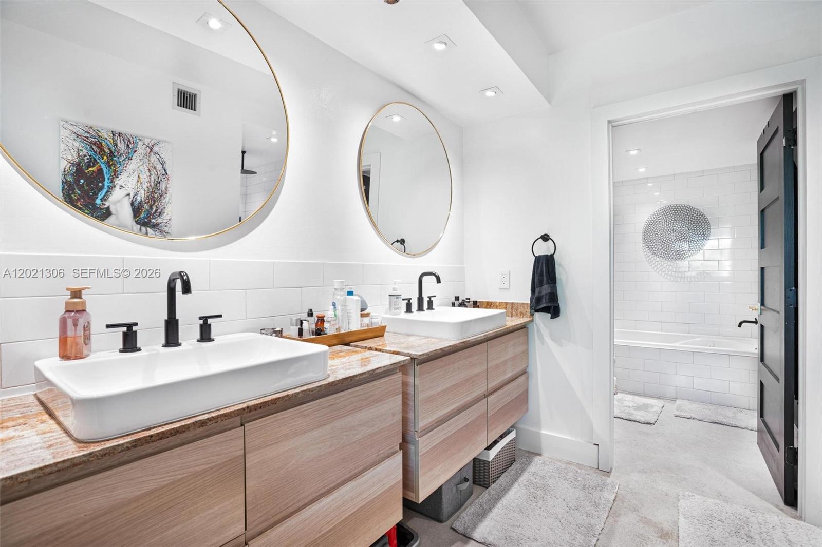245 Michigan Ave #LG-5 Miami Beach, FL 33139