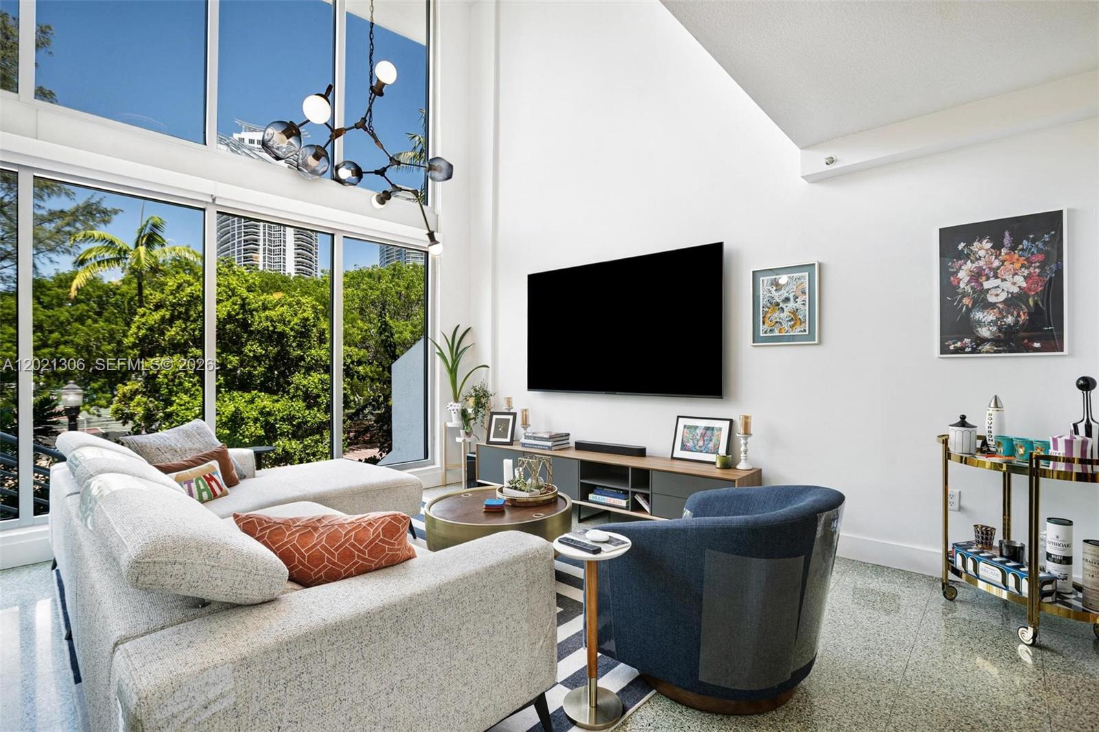 245 Michigan Ave #LG-5 Miami Beach, FL 33139