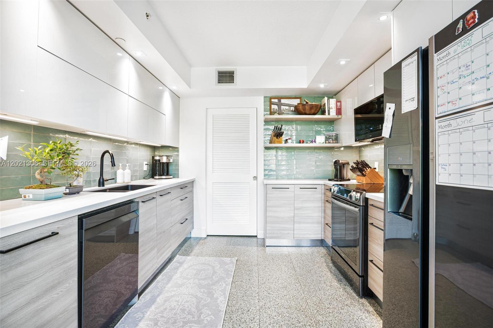 245 Michigan Ave #LG-5 Miami Beach, FL 33139