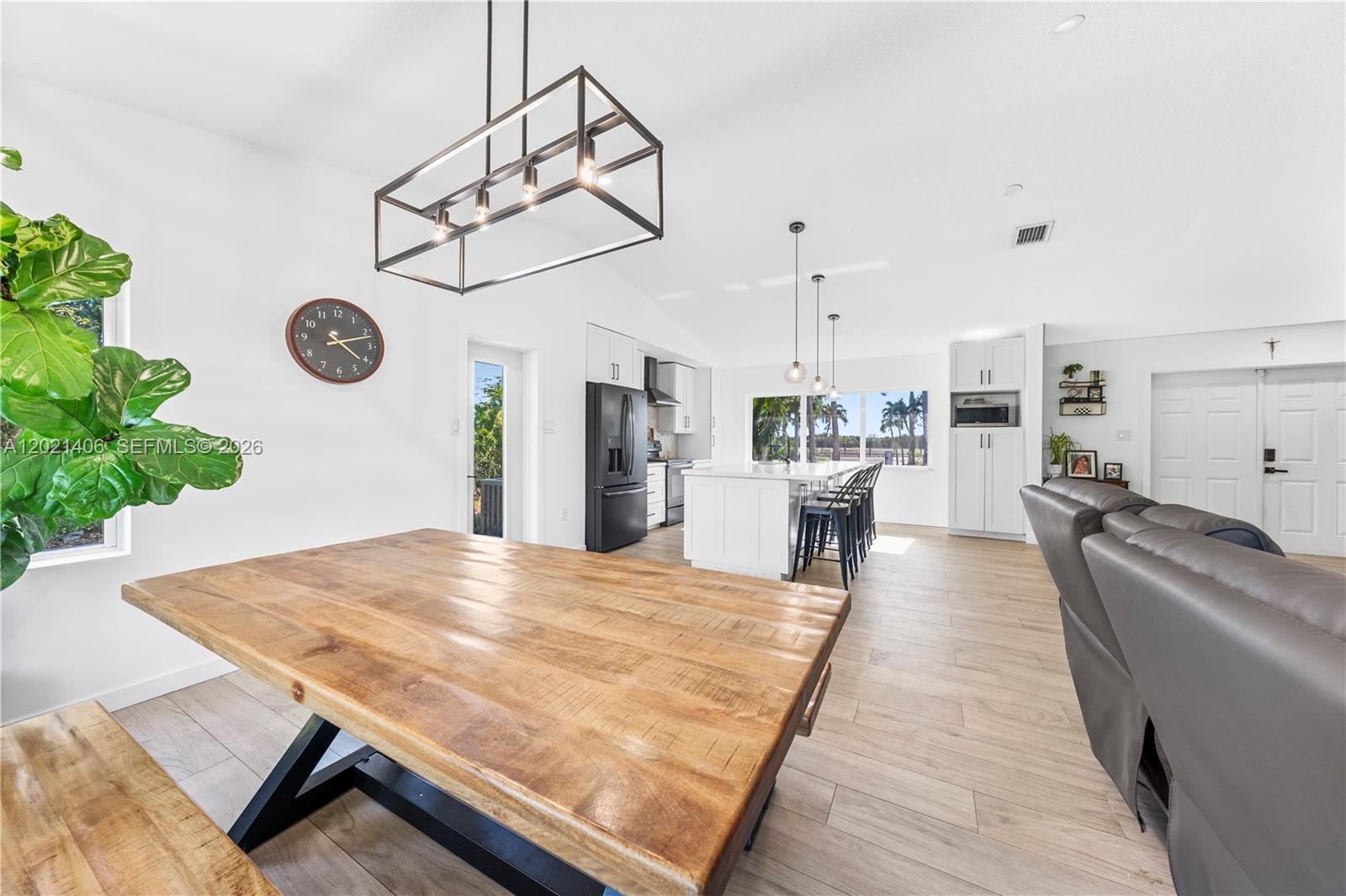 19601 SW 187th Ave Miami, FL 33187