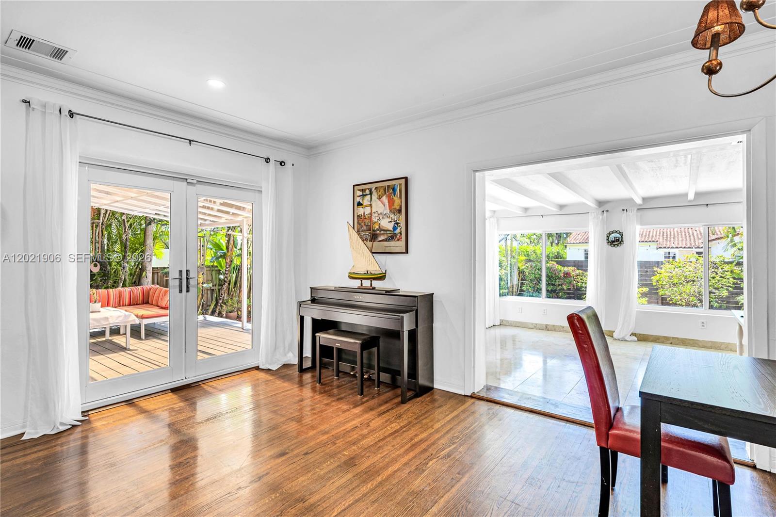 50 NE 110th St Miami Shores, FL 33161