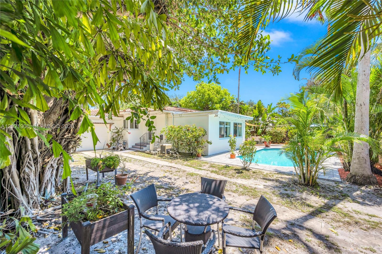 50 NE 110th St Miami Shores, FL 33161