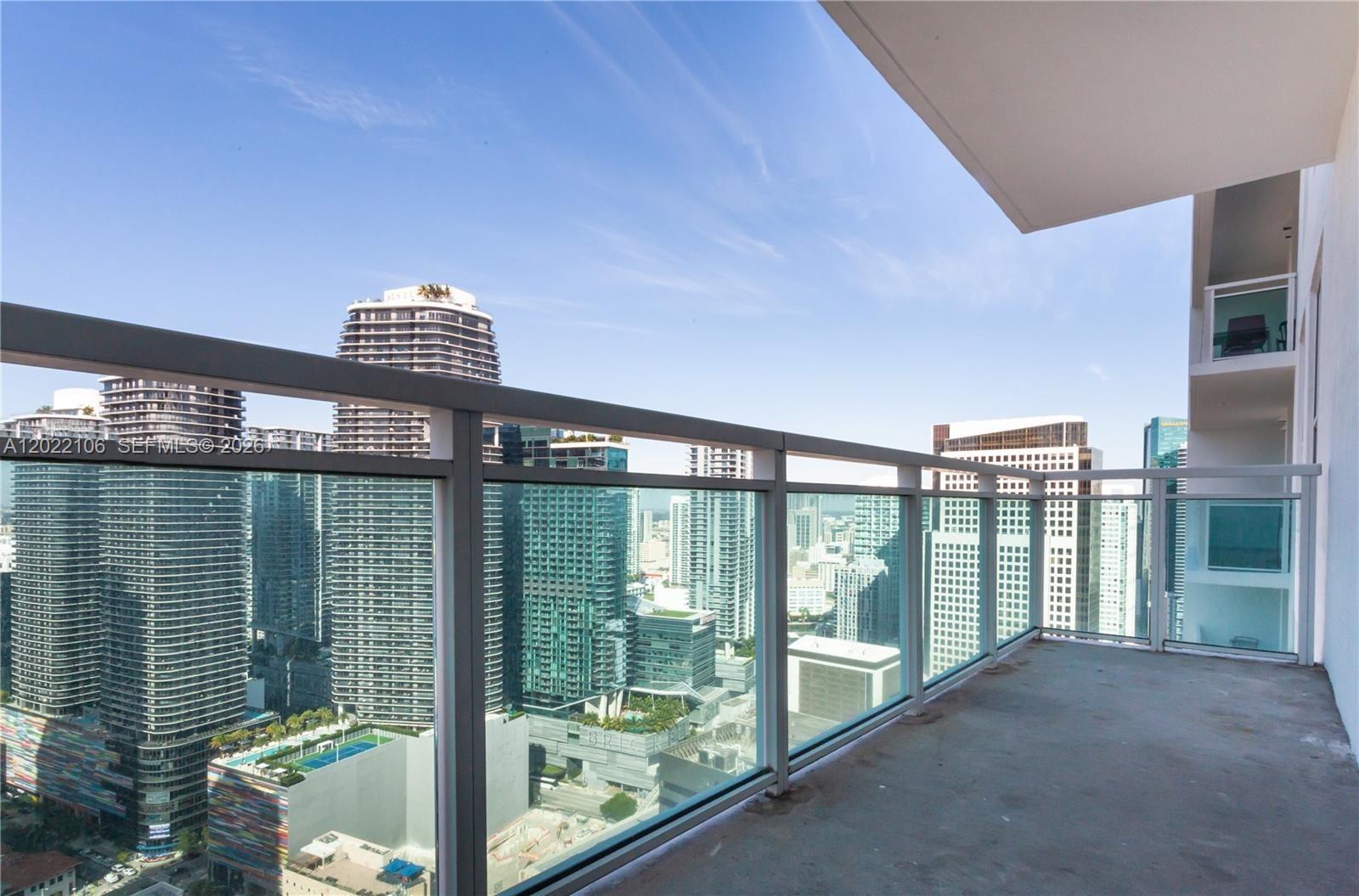image The Plaza on Brickell West14