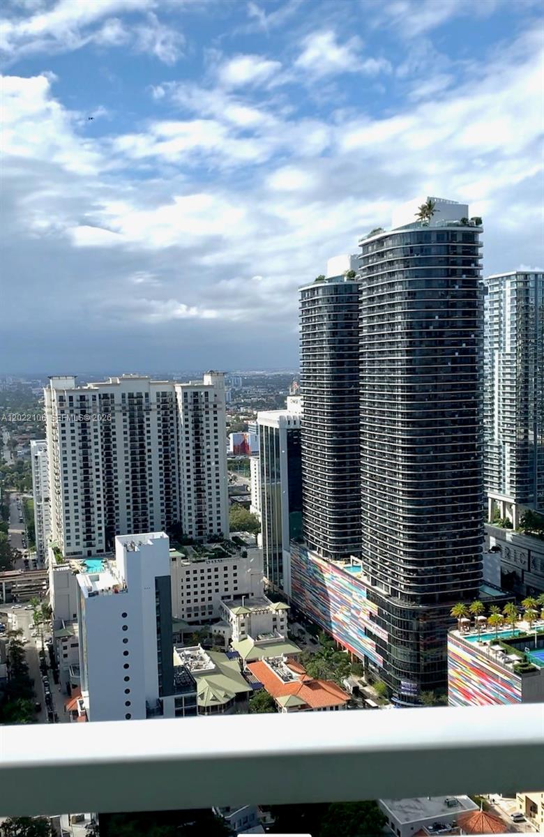 image The Plaza on Brickell West25