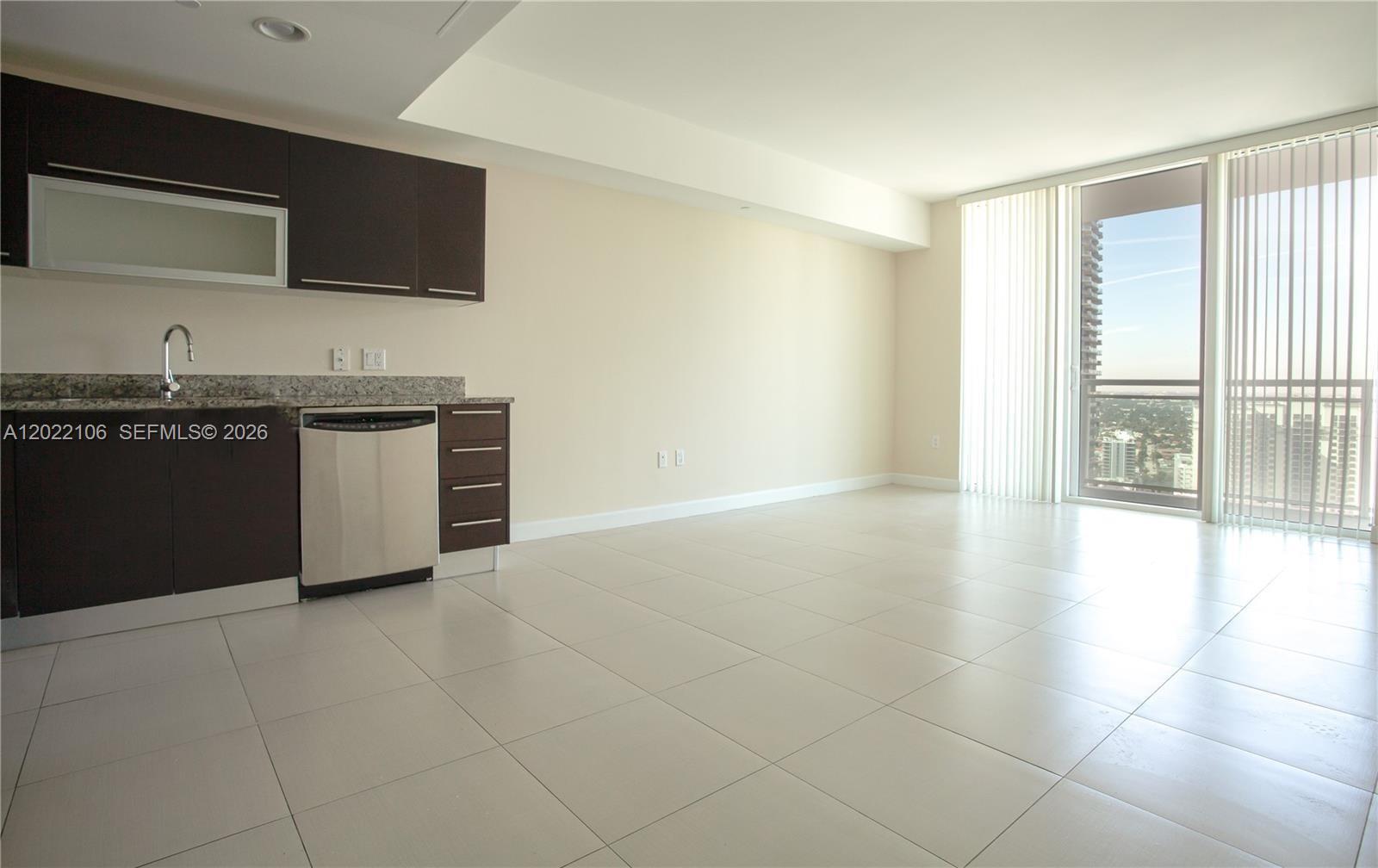 image The Plaza on Brickell West3