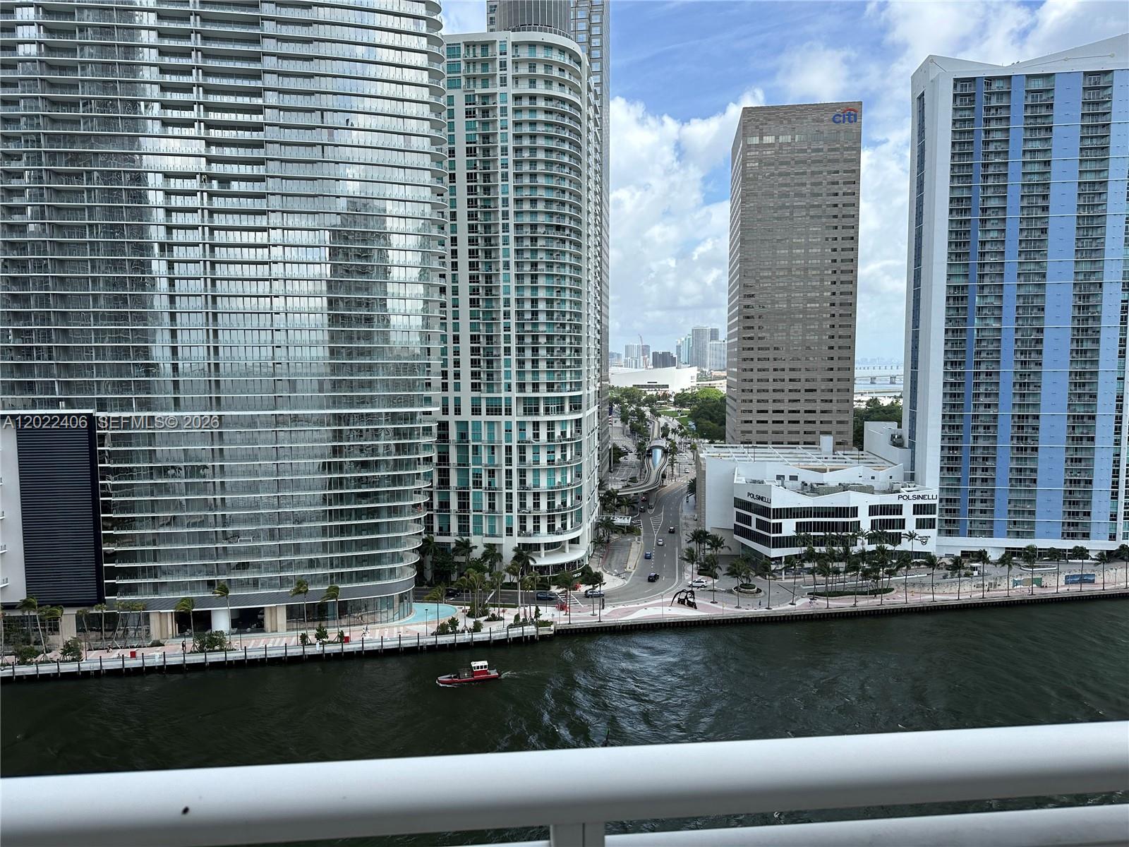 901 Brickell Key Blvd #2005 Miami, FL 33131