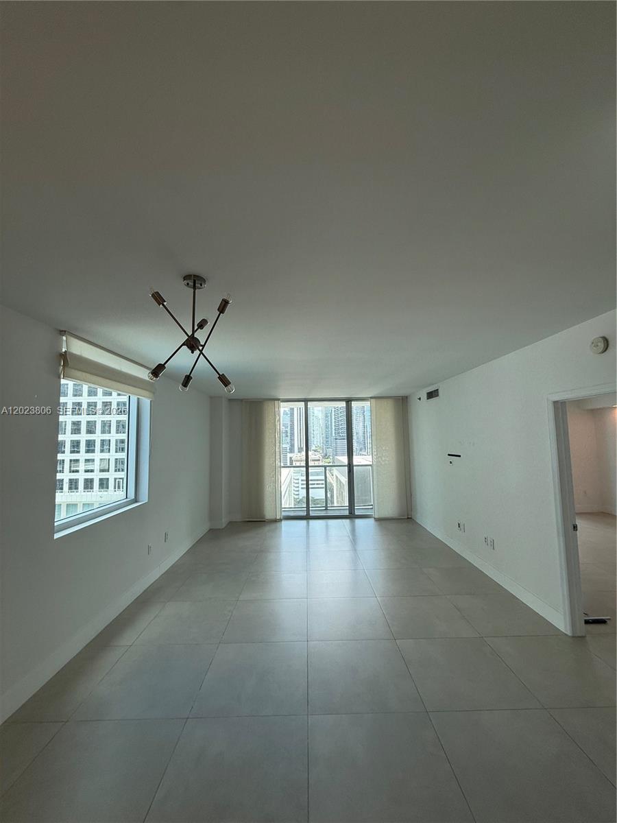 image 500 Brickell West1