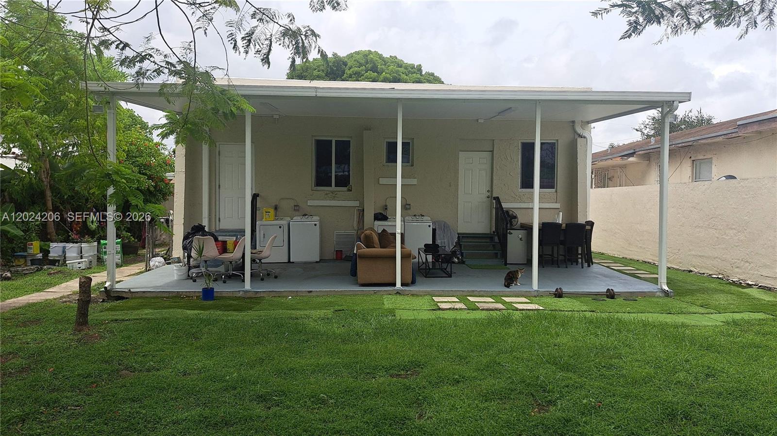 2420 NW 34th St Miami, FL 33142