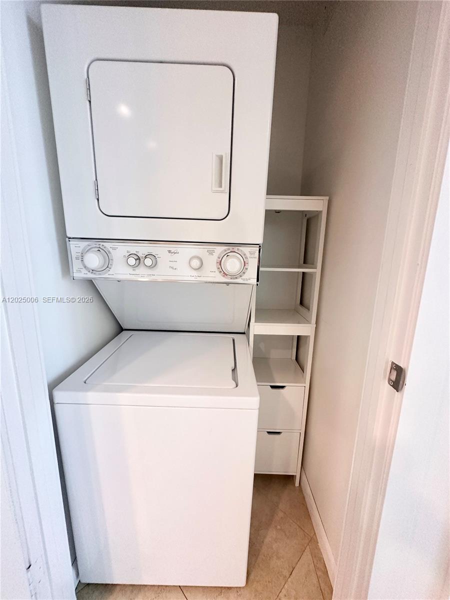 image 1060 Brickell - 106016