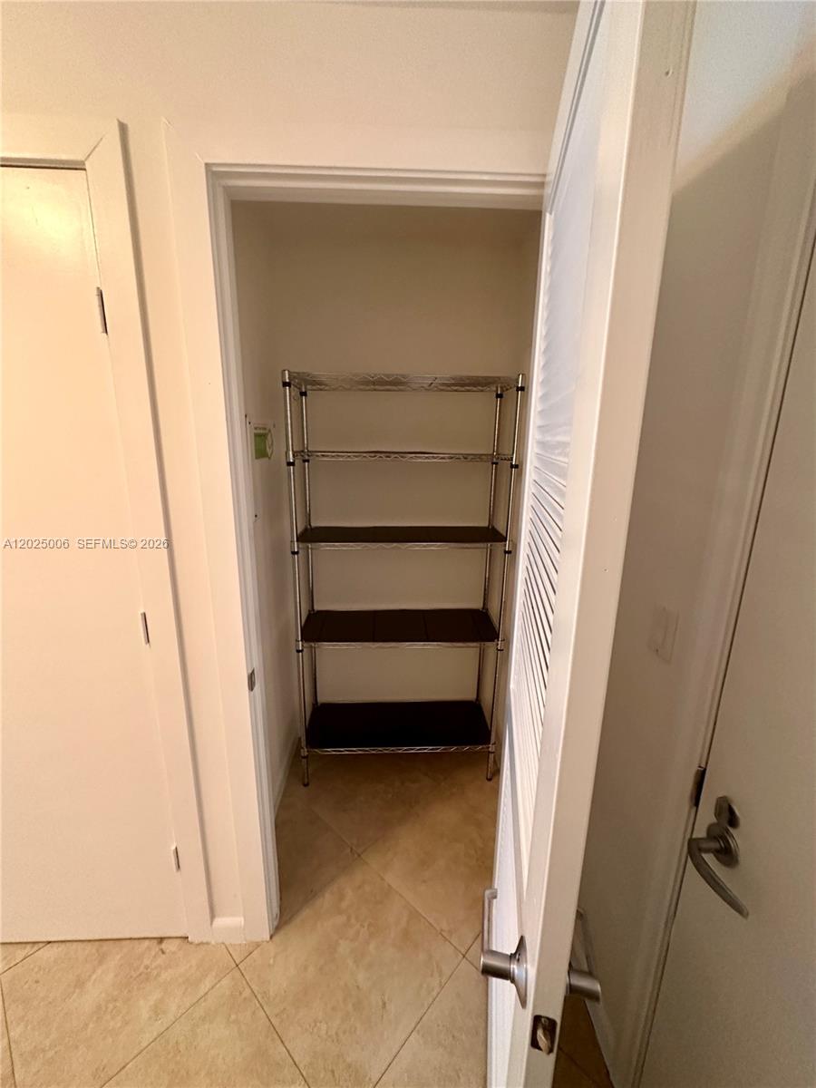 image 1060 Brickell - 10603
