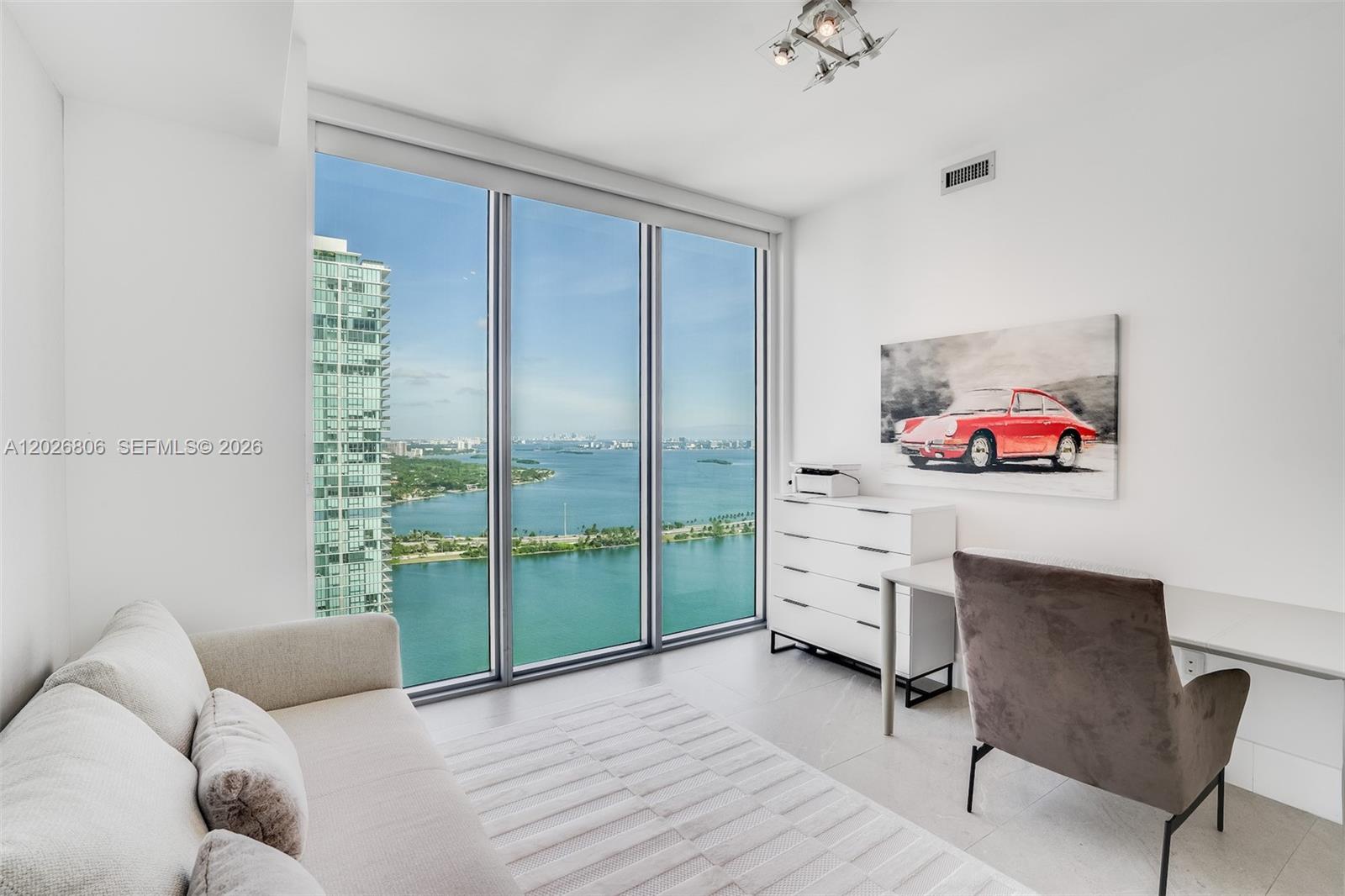 2900 NE 7th Ave #3702 Miami, FL 33137
