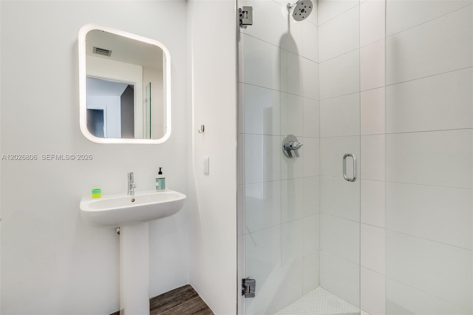 2900 NE 7th Ave #3702 Miami, FL 33137