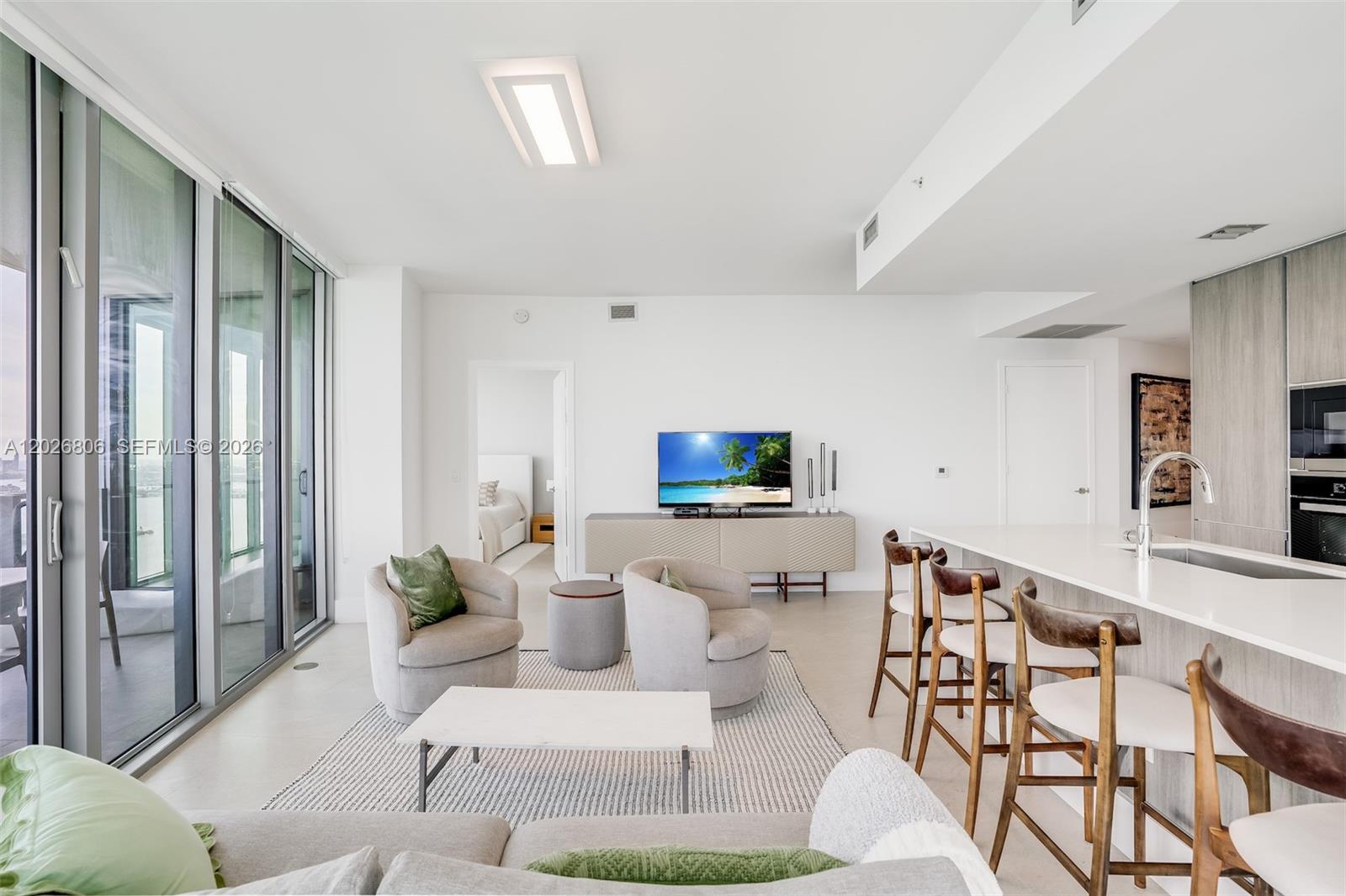 2900 NE 7th Ave #3702 Miami, FL 33137