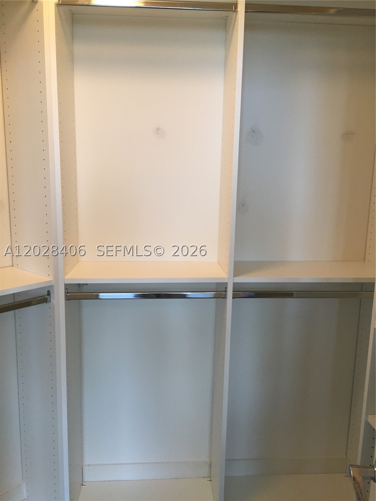 image Nine at Mary Brickell Village6