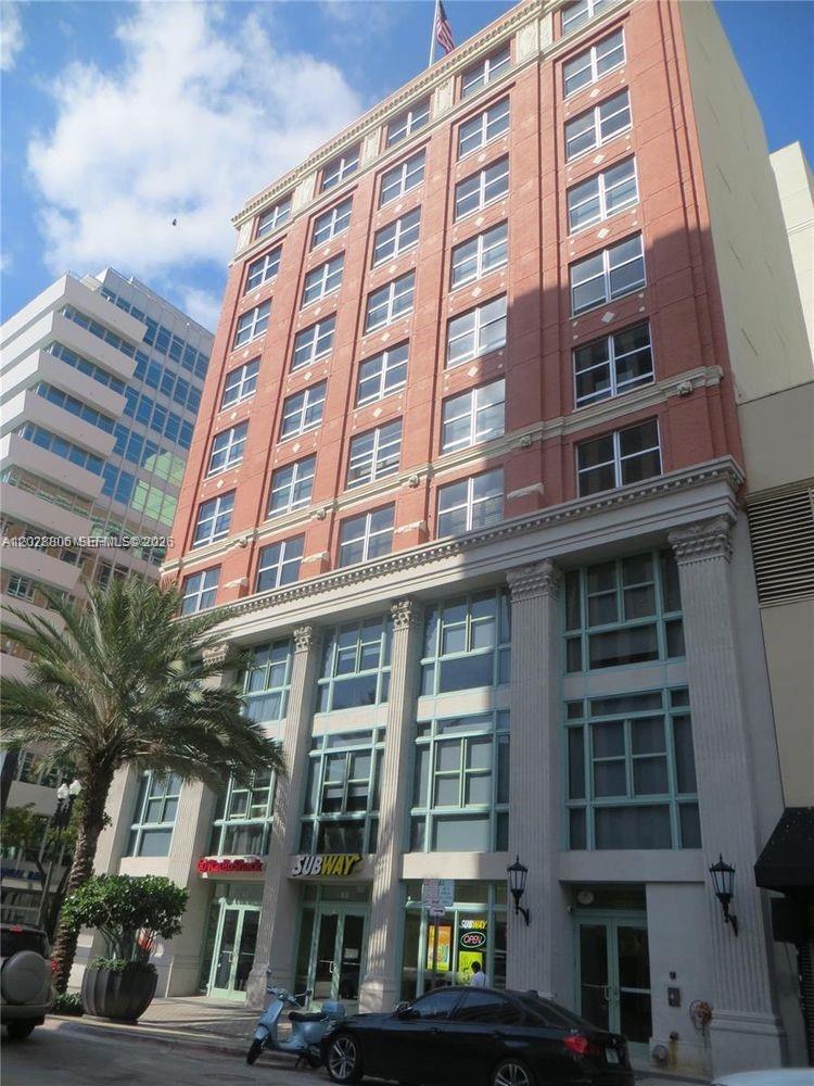 111 E Flagler St #402