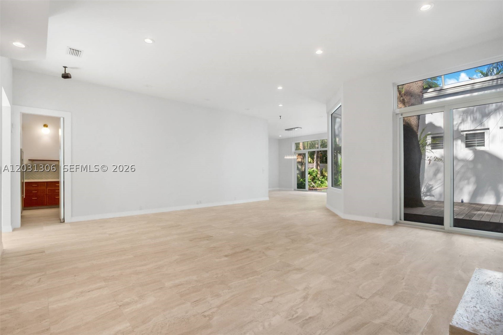 4051 Ensenada Ave Miami, FL 33133
