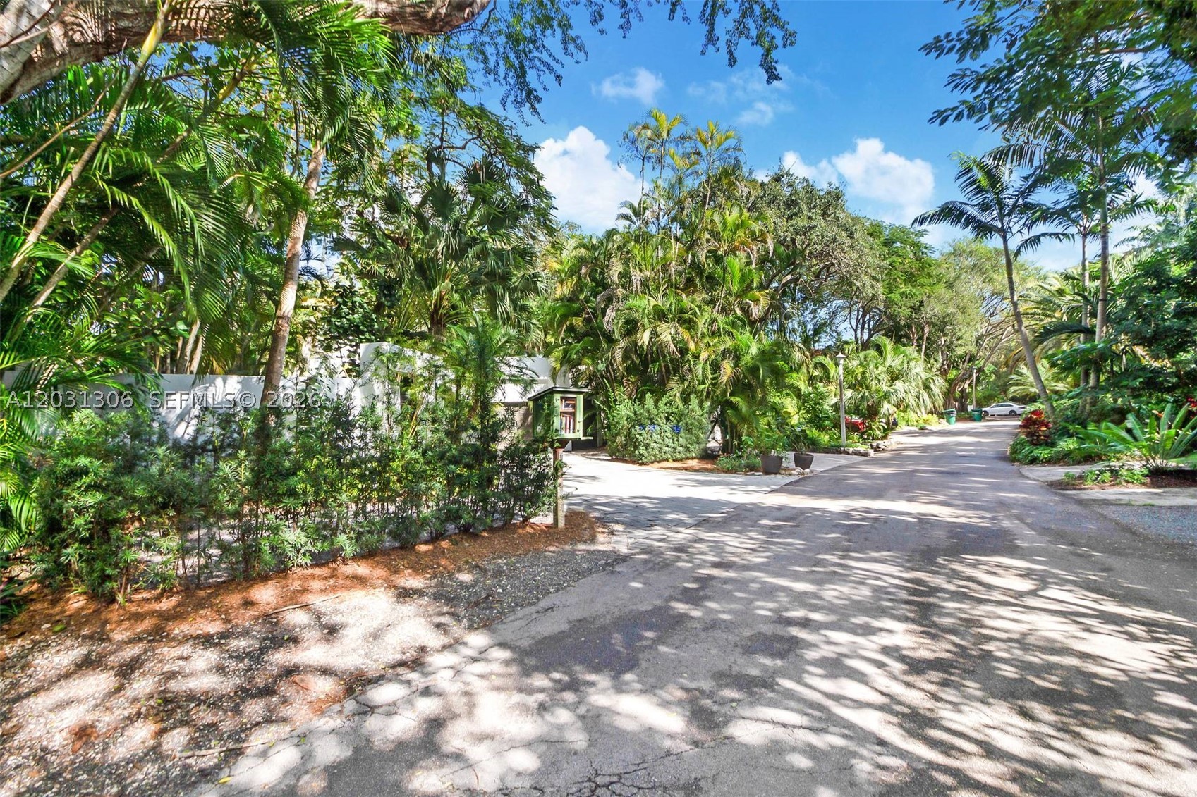 4051 Ensenada Ave Miami, FL 33133