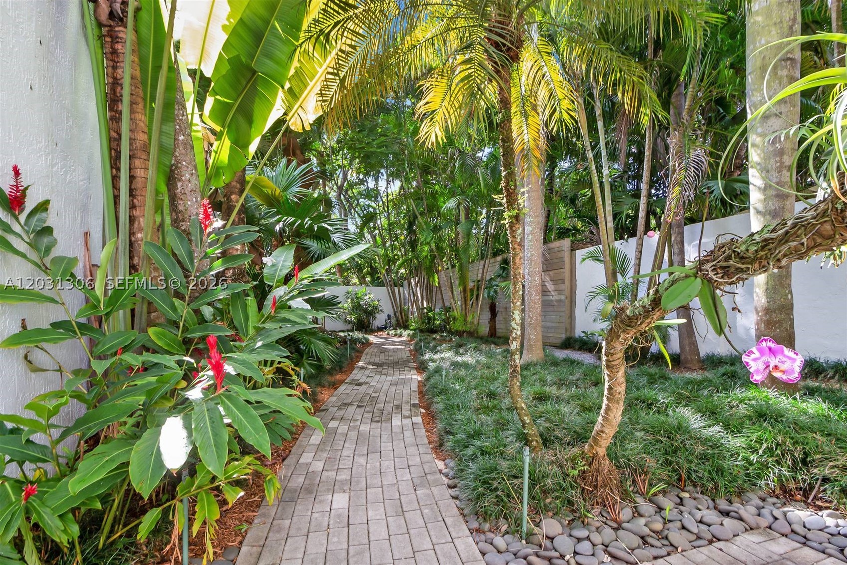 4051 Ensenada Ave Miami, FL 33133