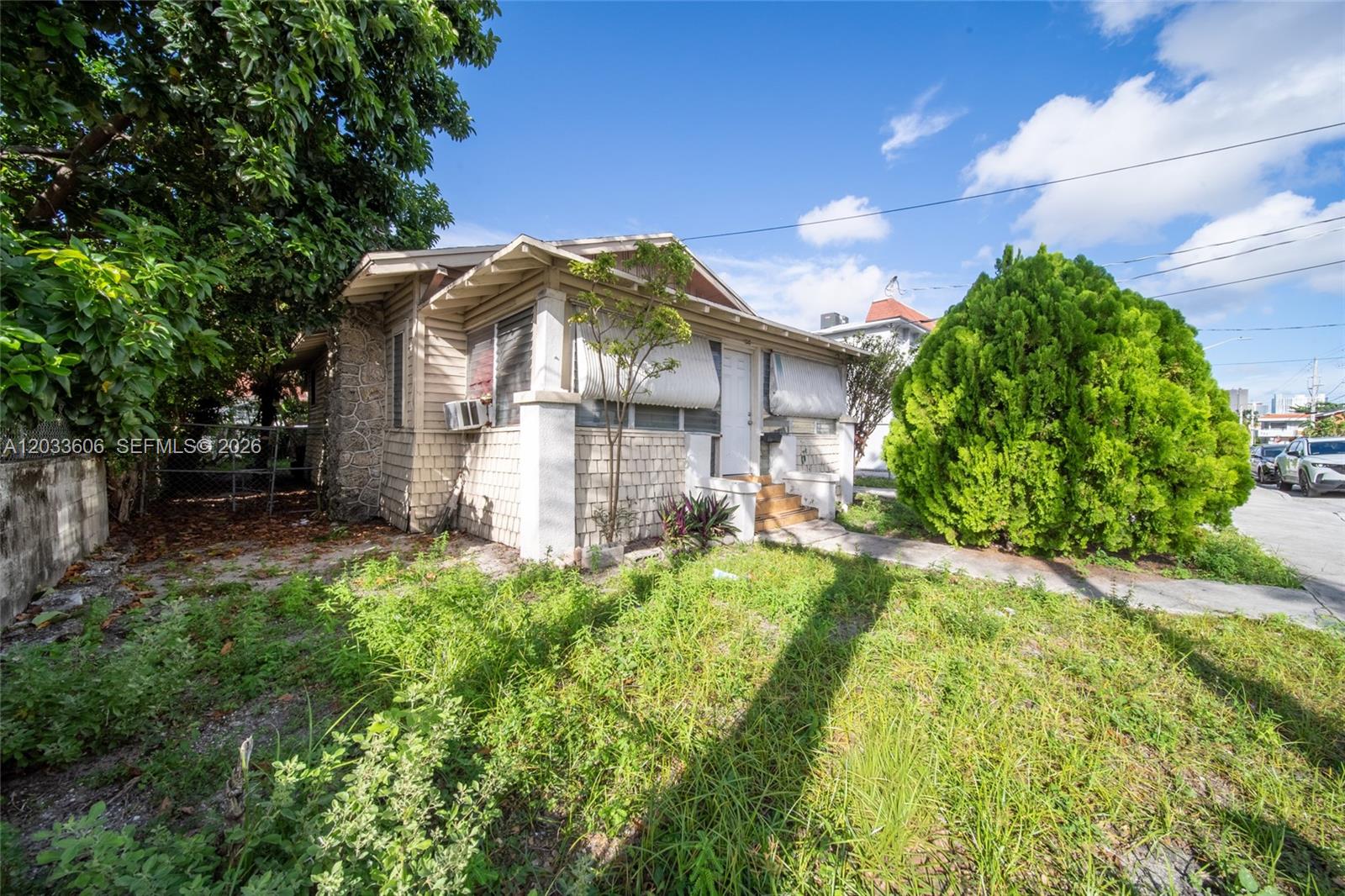 1267 NW 3rd St Miami, FL 33125