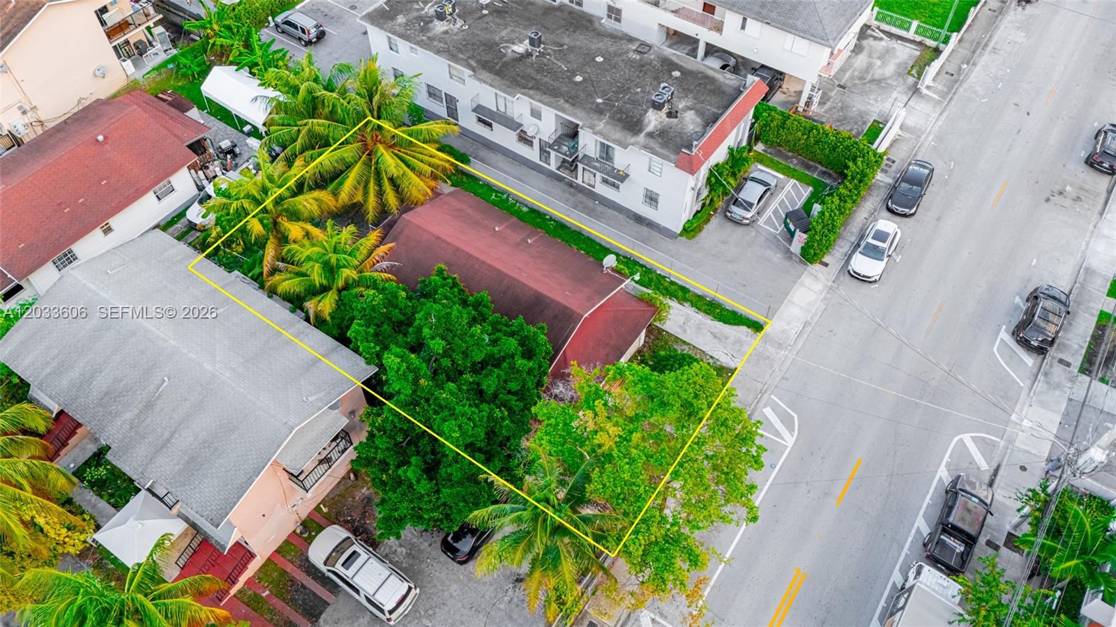 1267 NW 3rd St Miami, FL 33125