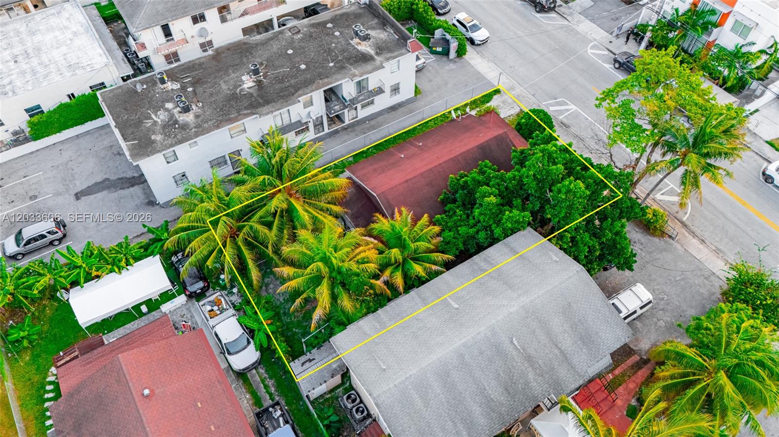 1267 NW 3rd St Miami, FL 33125