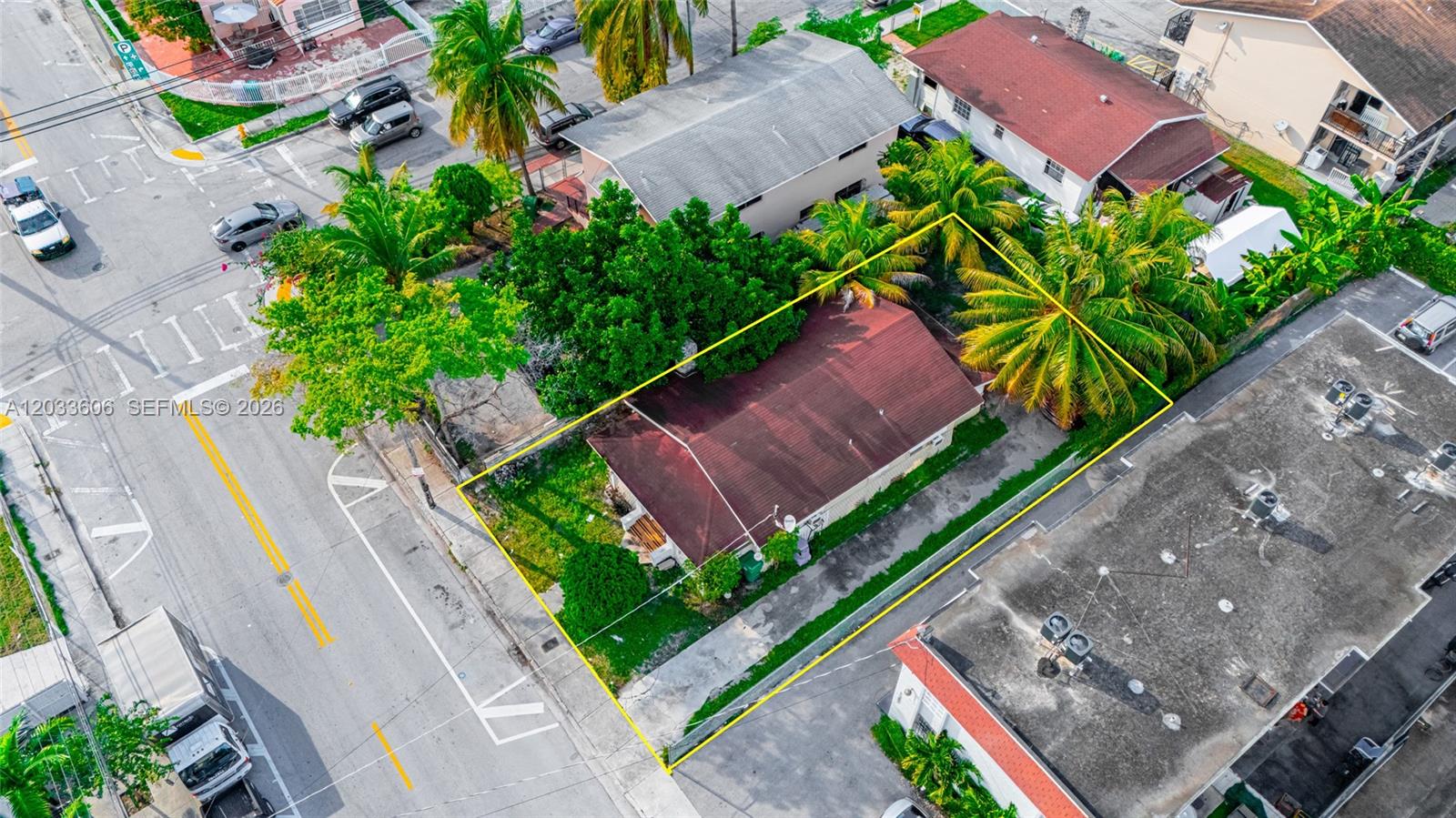 1267 NW 3rd St Miami, FL 33125