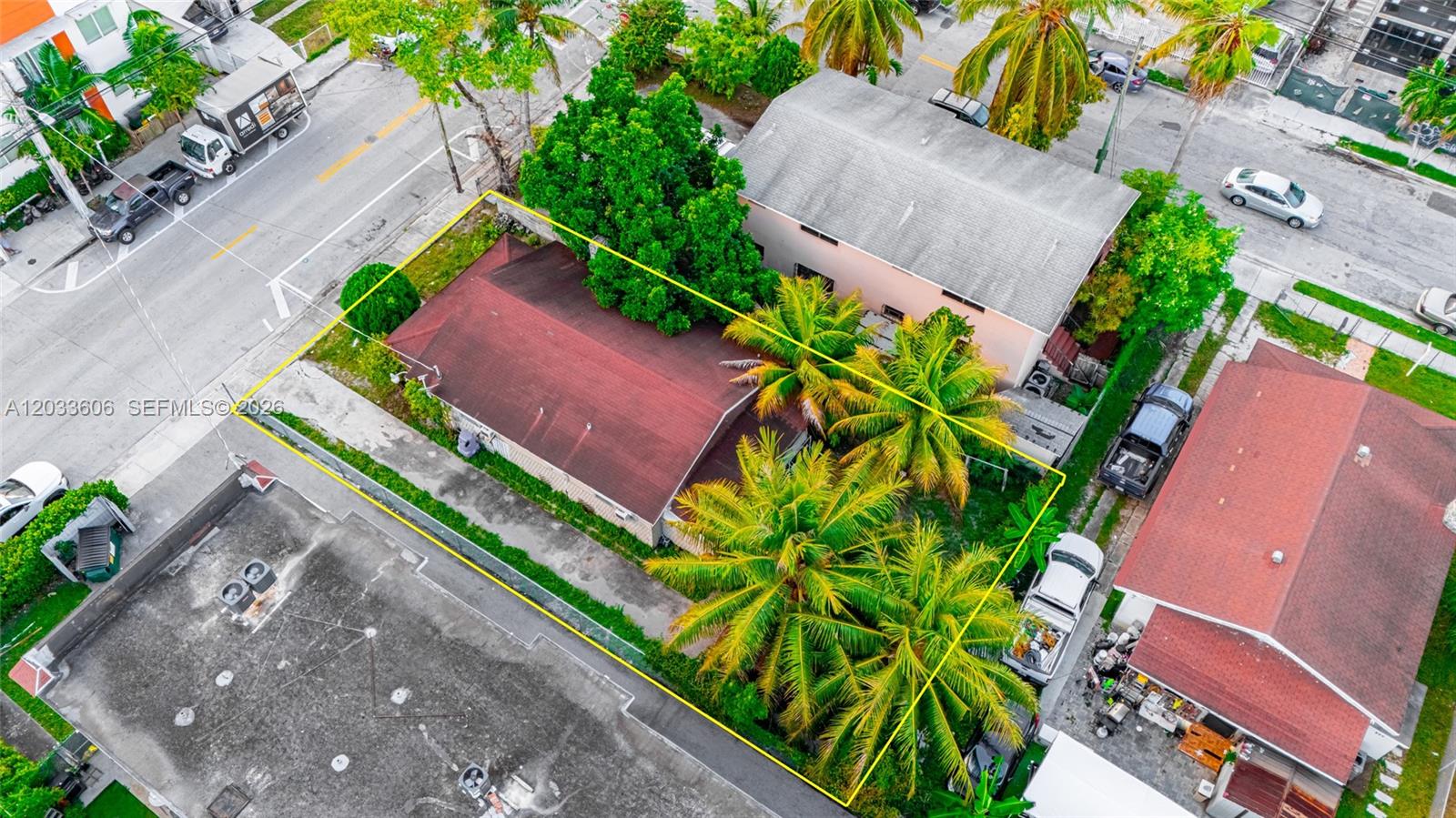 1267 NW 3rd St Miami, FL 33125