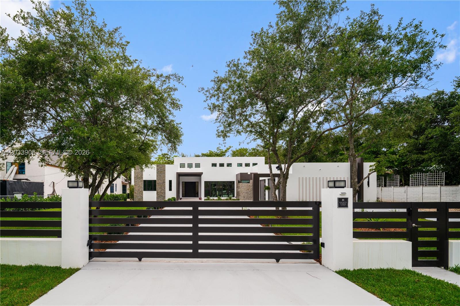 6200 SW 83rd Miami, FL 33143