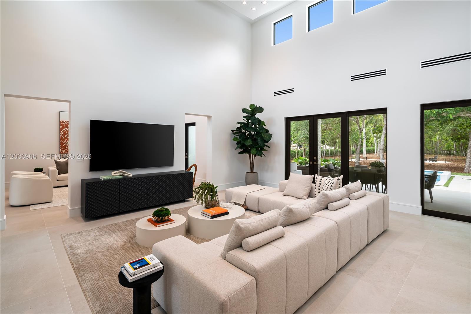 6200 SW 83rd Miami, FL 33143