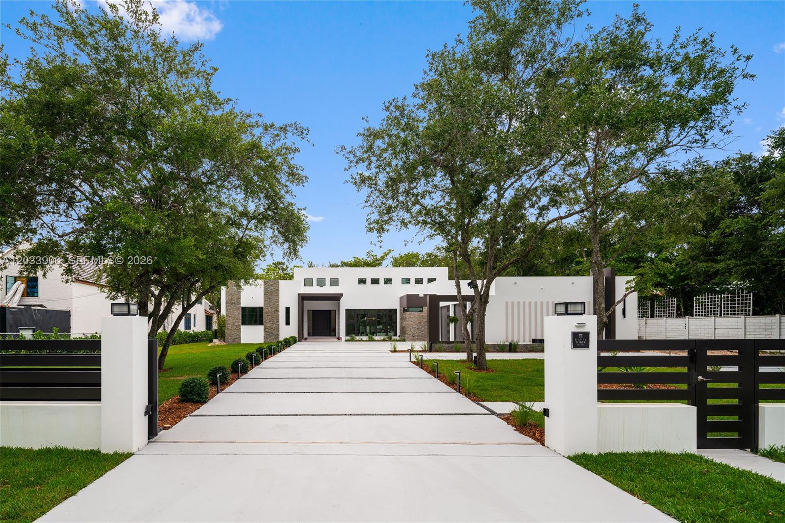 6200 SW 83rd Miami, FL 33143