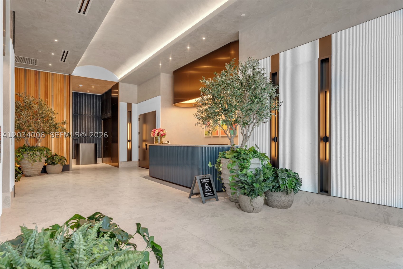 image E11EVEN Hotel & Residences37