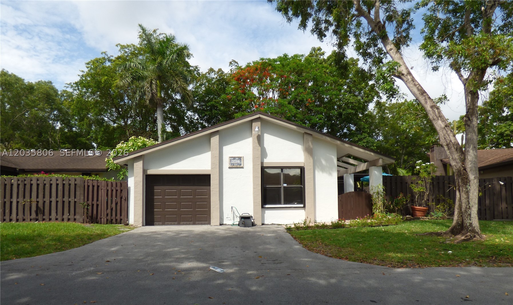 10857 SW 132nd Cir Ct