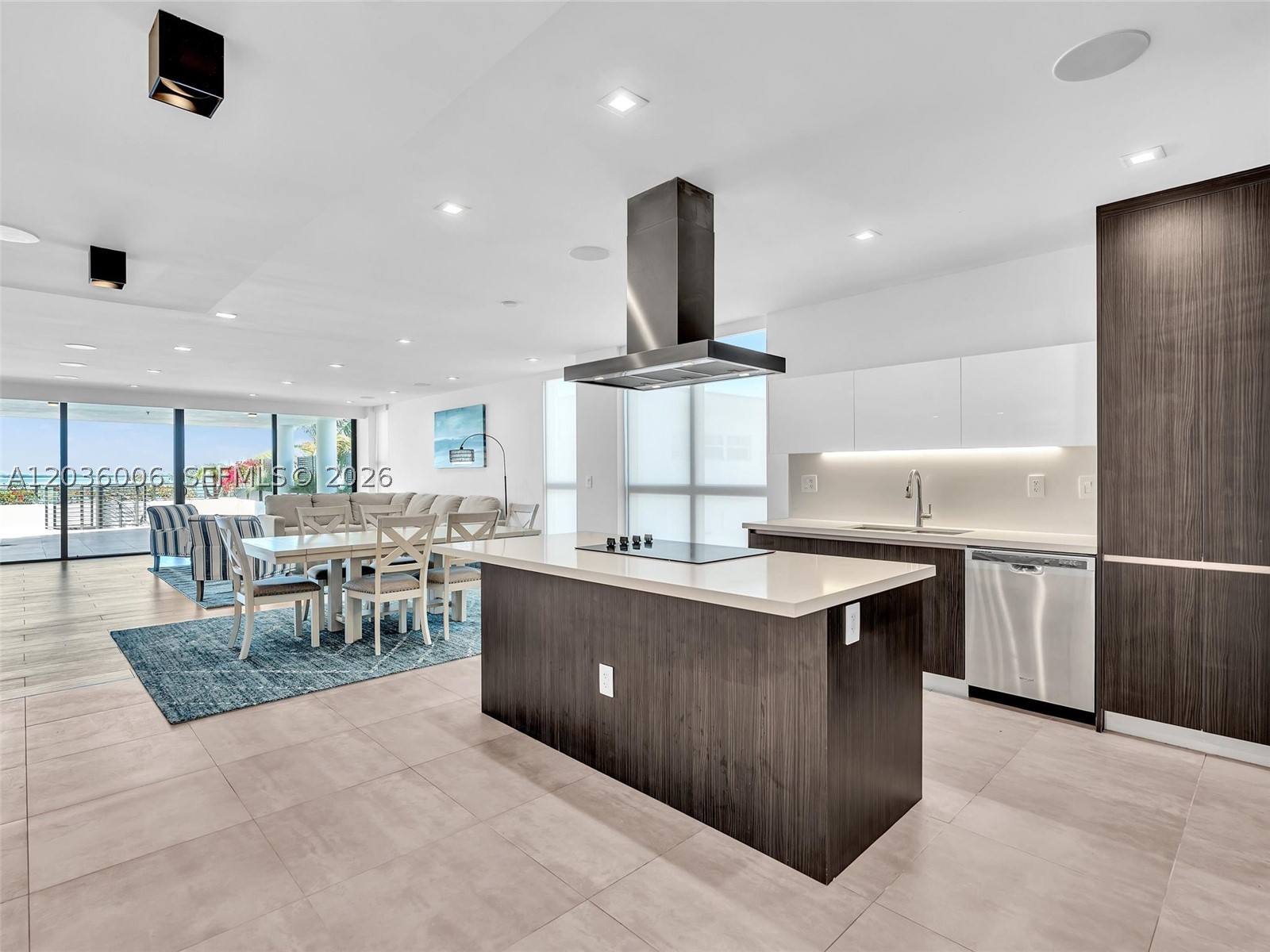 1930 Bay Dr #PH1 Miami Beach, FL 33141