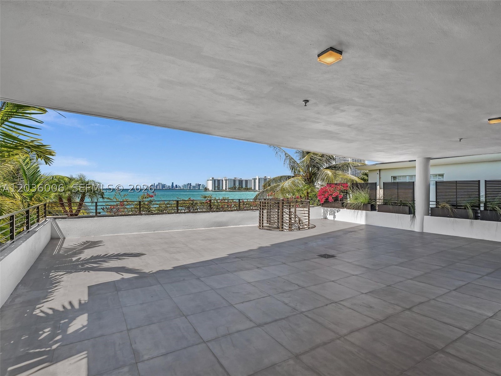 1930 Bay Dr #PH1 Miami Beach, FL 33141