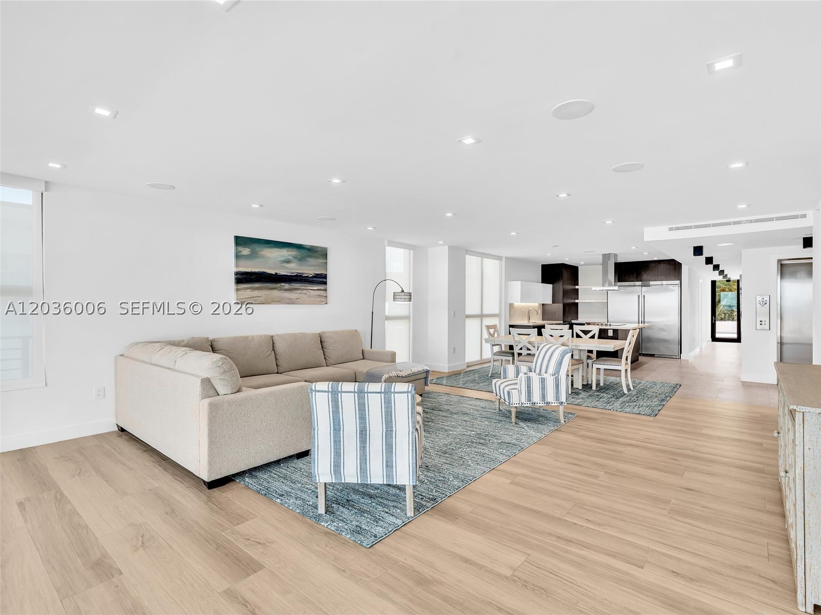 1930 Bay Dr #PH1 Miami Beach, FL 33141