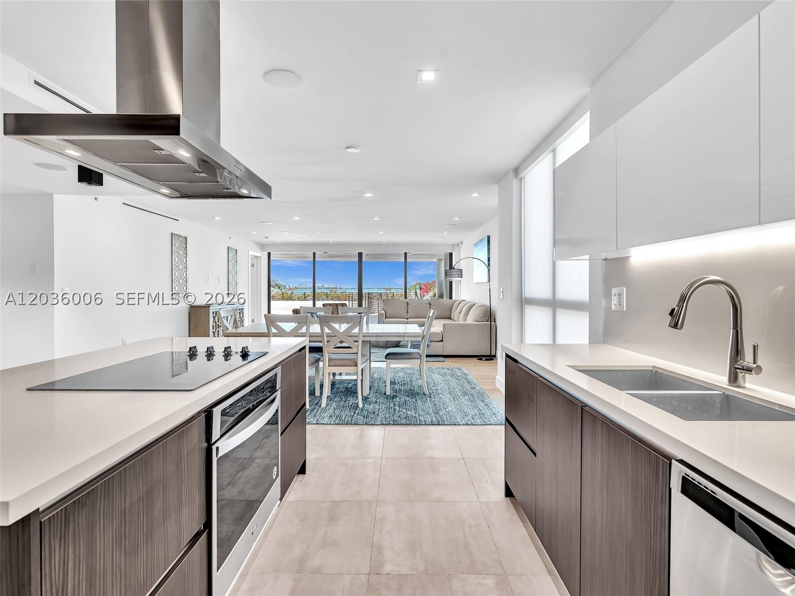 1930 Bay Dr #PH1 Miami Beach, FL 33141