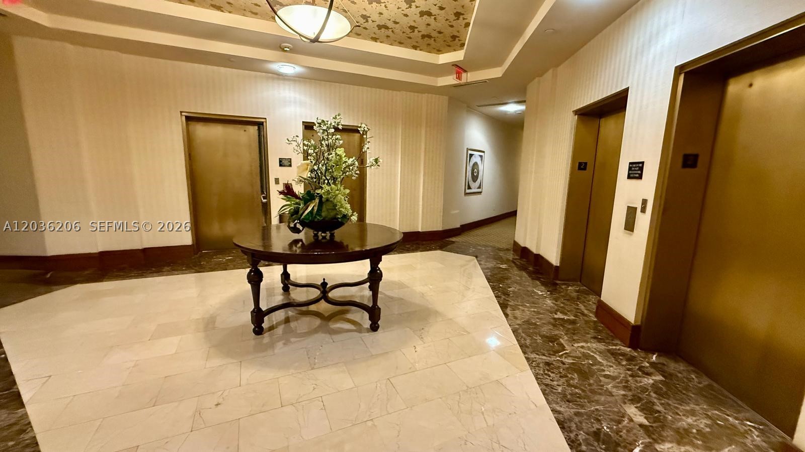 19501 W Country Clb Dr #1212 Aventura, FL 33180