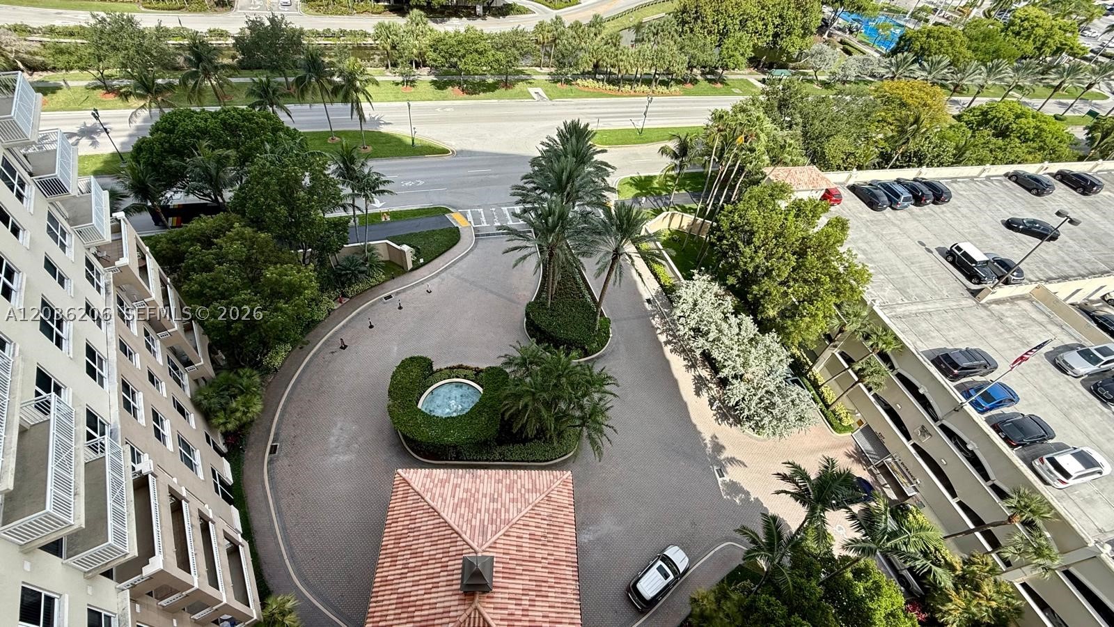 19501 W Country Clb Dr #1212 Aventura, FL 33180